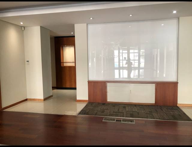 621M² OFFICE TO LET IN WIERDA VALLEY